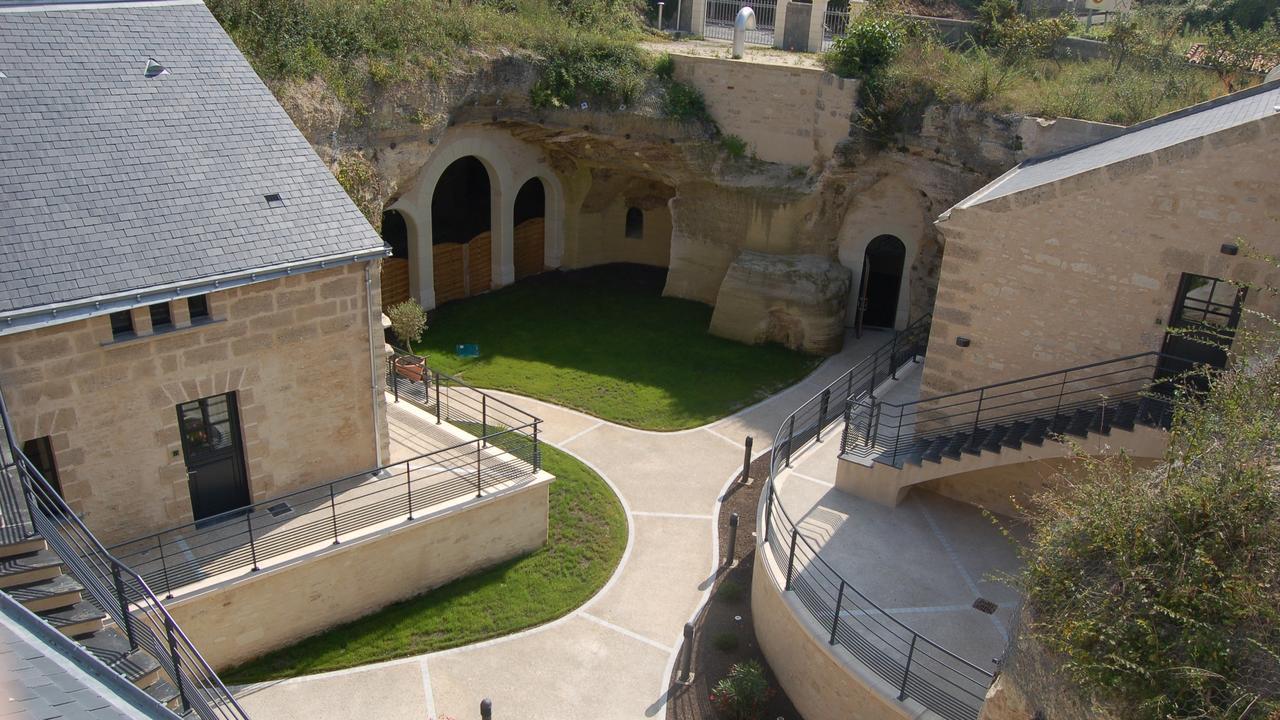 Rocaminori Hotel Louresse-Rochemenier Zewnętrze zdjęcie